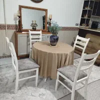 سلام یک عدد میز غذا خوری شیک