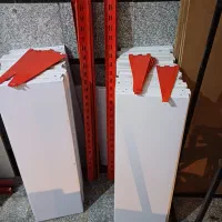 قفسه فلزی دیواری