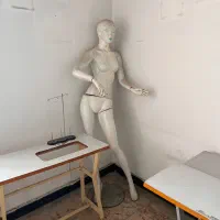 مانکن مونث با قابلیت تنظیم فرم