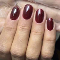 استخدام ناخن کار و کراتین کار