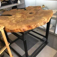 جلو مبلی چوب و رزین