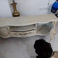 میز تلوزیون کرم رنگ سالم|میز تلویزیون|اندیشه, اندیشه فاز ۳|دیوار