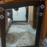 آینه رنگ قهوه ای