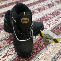 کفش ایمنی safety jogger سایز۴۳ نو