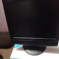 17 اینچ ال جی در حد نو فول اچ دی|قطعات و لوازم جانبی رایانه|قم, شهرک مهدیه (مدرس)|دیوار