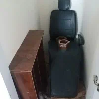 مقداری وسایل ارایشگاه زنانه و مردانه