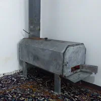 بخاری هیزمی با ورق سفید، حلبی نیست