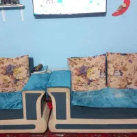 دو دست مبلمان راحتی|مبلمان خانگی و میز عسلی|مشهد, پورسینا|دیوار