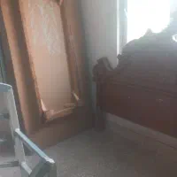 تخت خواب ۲نفره چوبی کارکرده سالم