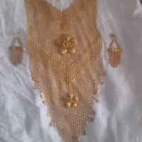 گردنبند و گوشواره نو