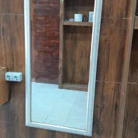 آینه قاب سفید