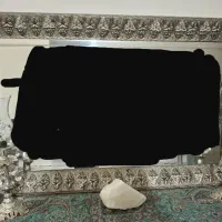 آینه بزرگ‌ و کنسول