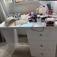 فروش میز ناخون با تجهیزات|آرایشگاه و سالن‌های زیبایی|رشت, کوی جام جم|دیوار