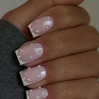 کاشت و ترمیم حرفه ای ناخن