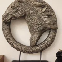 تندیس مجسمه کله اسب