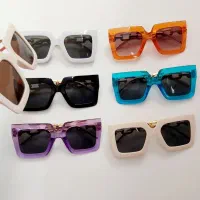 عینک آفتابی زنونه