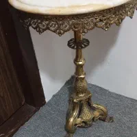 وسایل خانه قدیمی بر نز