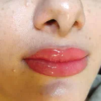 تینت لب کاملا نچرال و طبیعی با ماندگاری ۳ تا ۵ سال