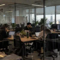 تیم تخصصی تولید محتوا در شبکه های اجتماعی