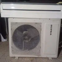 یک دستگاه کولر گازی بیست و چهار