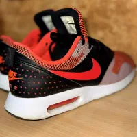 یک جفت کتانی نایک اصل اورجینال