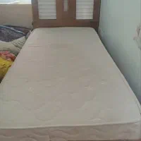 تخت خواب یک نفر سالم