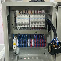 ساخت و مونتاژ و عیب یابی تابلو برق|خدمات پیشه و مهارت|بندرعباس, |دیوار