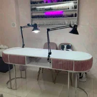 میز ناخن ، صندلی ناخن