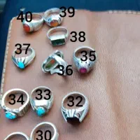 فروش انگشتر و تسبیه شاه مقصود