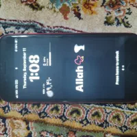 اپل iPhone SE (2020) با حافظهٔ ۱۲۸ گیگابایت