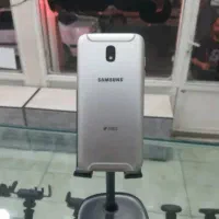 گوشی سامسونگ j5 por