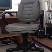 میز و صندلی و مانیتور|میز تحریر و کامپیوتر|مشهد, مقدم|دیوار