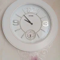 ساعت دیواری