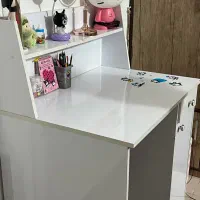 میز تحریر همراه با صندلی