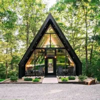 معاوضه-ویلایی-وآپارتمان-با-ویلایی-بزرگتر