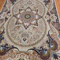 فرش ۷۰۰ شانه