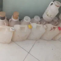 با عرض سلام تعدادی دبه جهت شیره انگور ،رب انار
