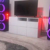 میز تی وی و کتابخانه