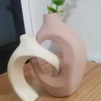 گلدان نو و سالم