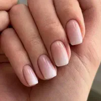 خدمات تخصصی ناخن پدیکور  و اموزش