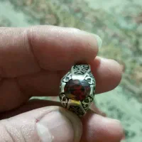 انگشتر دستساز نقره عیار ۹۲۵ سنگ یاقوت دونه اناری