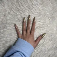 مدل ناخن|خدمات آرایشگری و زیبایی|رشت, نامجو|دیوار