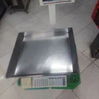 ترازو محک ۱۴۰۰۰ سالم ۷۰ کیلویی