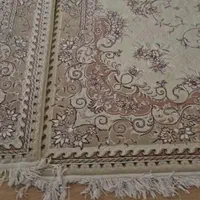 فرش کرمی در حد نو