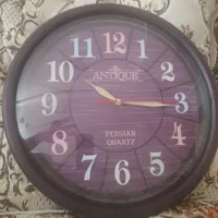 ساعت دیواری بیصدا