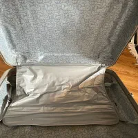 چمدان در حد نو|کیف، کفش، کمربند|شاهرود, |دیوار