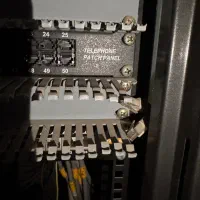 رک تیام همراه سویچ و کابل|مودم و تجهیزات شبکه|اصفهان, پینارت|دیوار