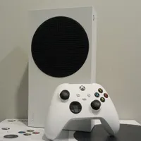 Xbox series s درحد نو کم کارکرد فول بازی با iphone