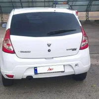 رنو ساندرو اتومات مدل 95