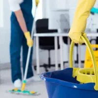 خدمات ، نظافت ساختمانی ، اداری ، تجاری و مسکونی